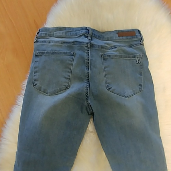 HP!!  🎉 Articles of Society Distressed Crop Jeans-#416 - Picture 5 of 9
